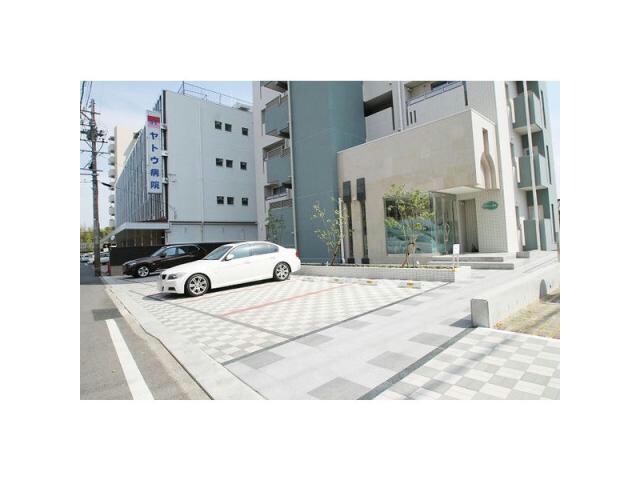 パラシオン西新の物件外観写真