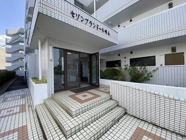 セゾン・プランドール晴丘の物件外観写真