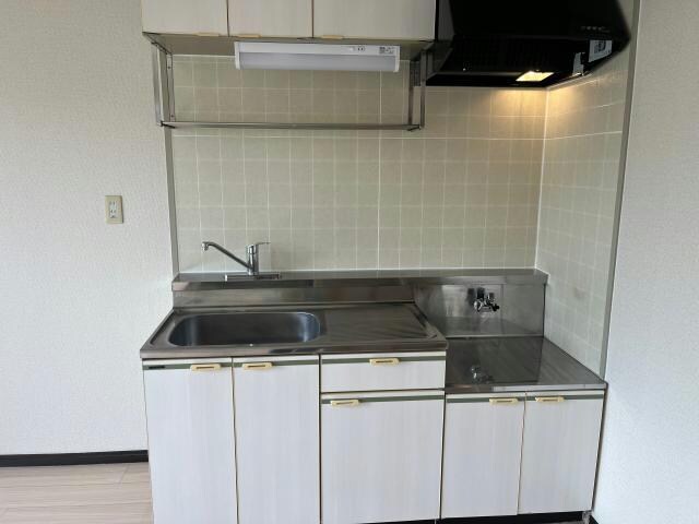 Surplus　Two若杉の物件内観写真