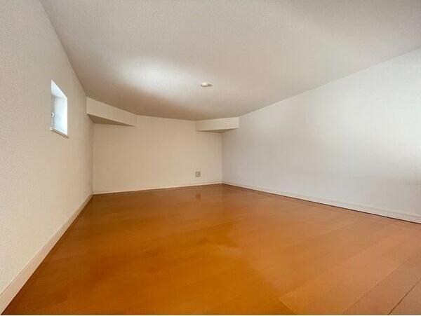 ヒロアーカ新守山の物件内観写真