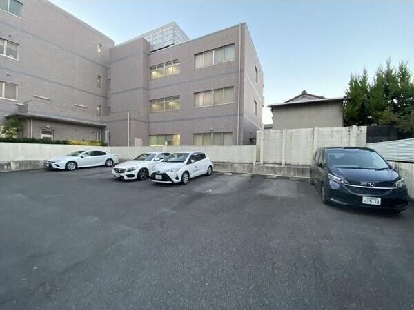 アーバンスクエアⅢの物件外観写真