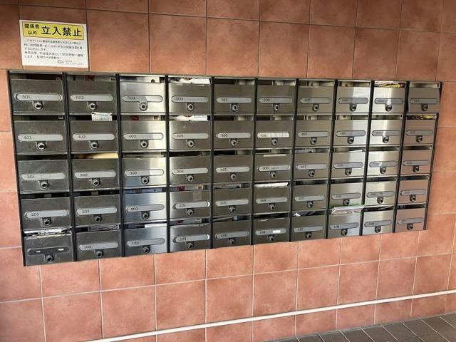 花園マンション巽の物件外観写真