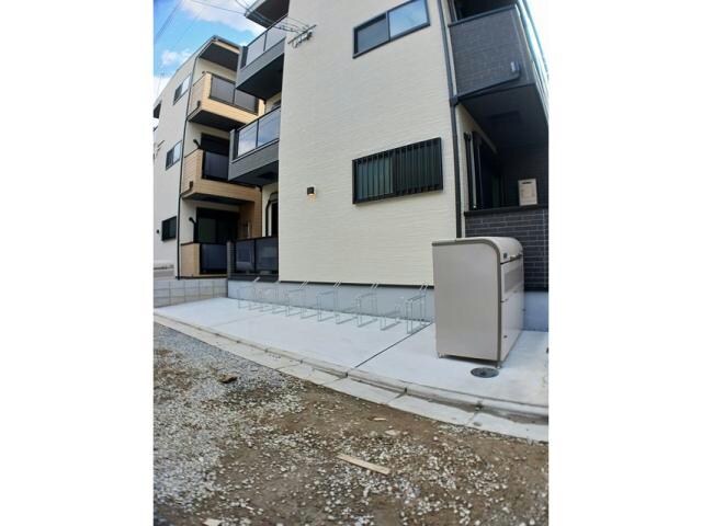 グランコスモの物件外観写真