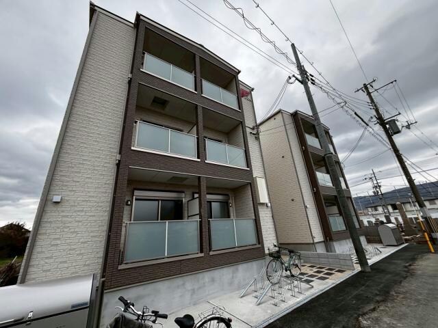 F asecia cerの物件外観写真