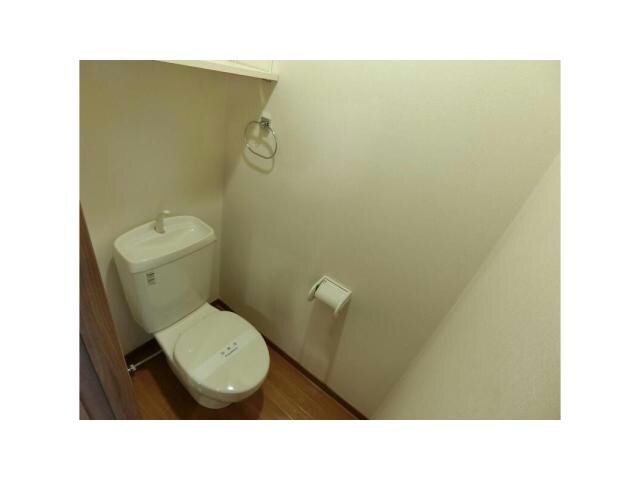 ヴィラ・エターナルの物件内観写真