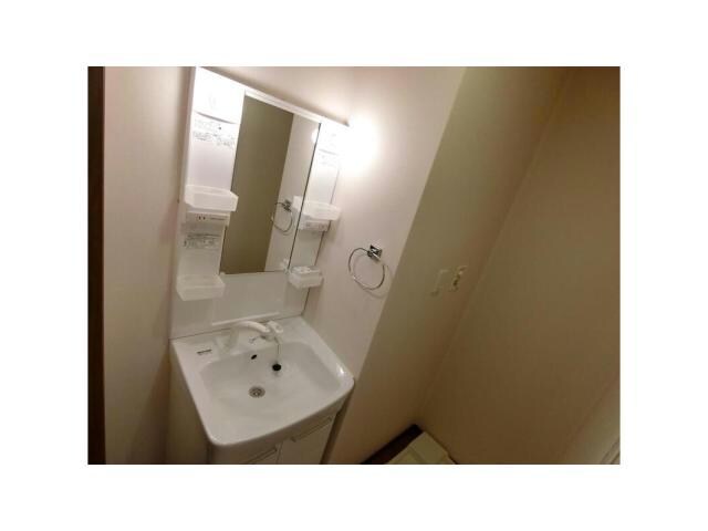 ヴィラ・エターナルの物件内観写真