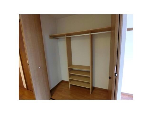 ヴィラ・エターナルの物件内観写真