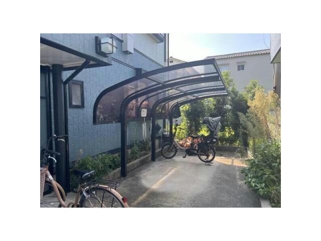 カサフェリスA棟の物件外観写真