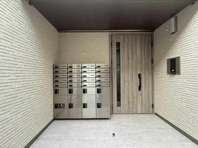 クレアール八戸ノ里の物件外観写真