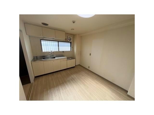 OMレジデンス八戸ノ里の物件内観写真