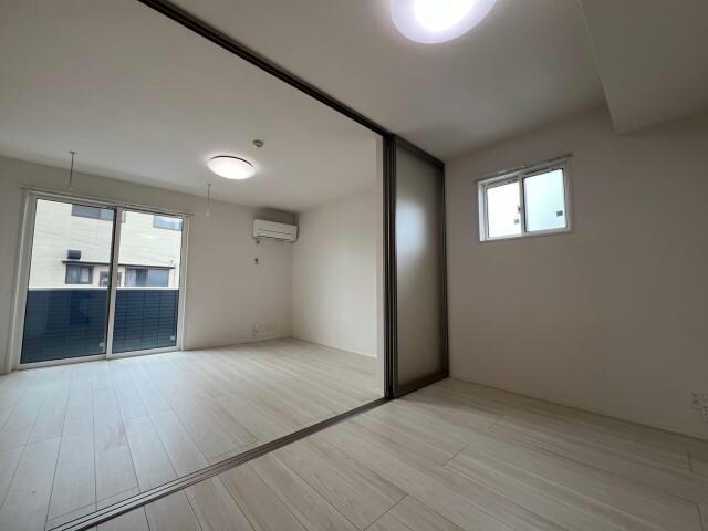 LUSSO　Ⅴの物件内観写真