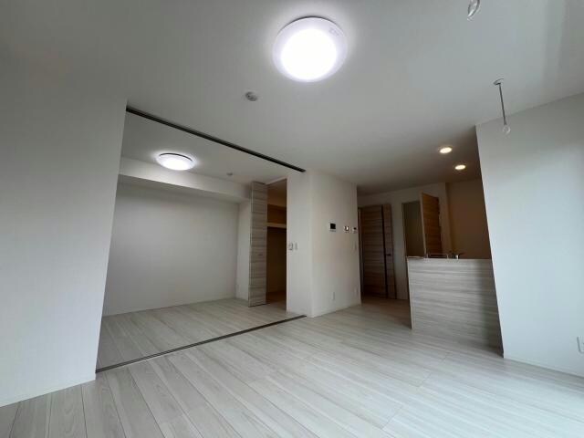 LUSSO　Ⅴの物件内観写真