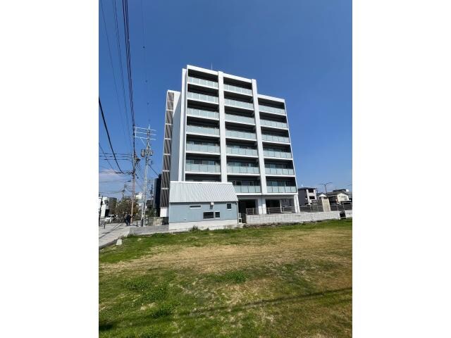 SANSEVIERIA参道の物件外観写真