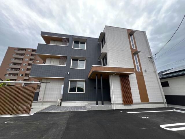 グランフォースの物件外観写真