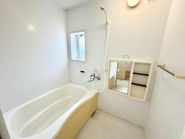 サンサン神野の物件内観写真