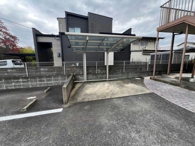 アベニュー大財の物件外観写真