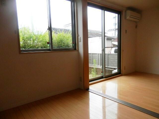 アベニュー大財の物件内観写真