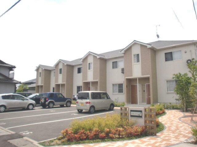 グランフォートの物件外観写真