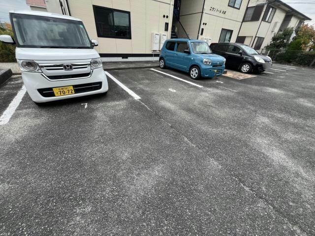 エランドール木原の物件外観写真