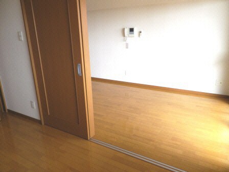 ひまわりマンションの物件内観写真