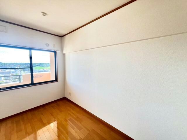 ひまわりマンションの物件内観写真