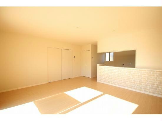 八戸貸家の物件内観写真