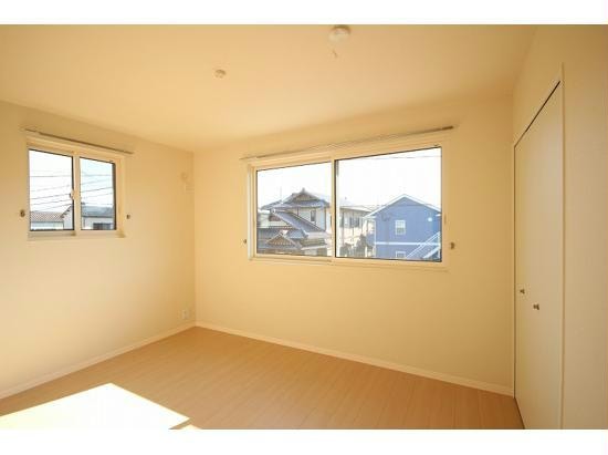 八戸貸家の物件内観写真