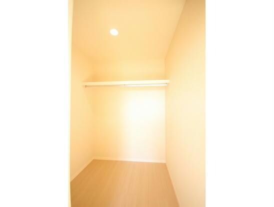 八戸貸家の物件内観写真