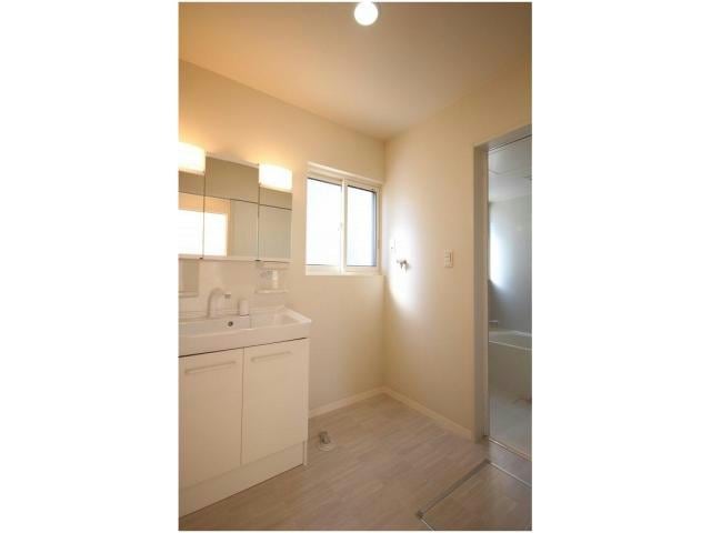 八戸貸家の物件内観写真