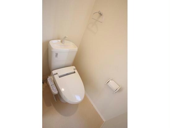 八戸貸家の物件内観写真