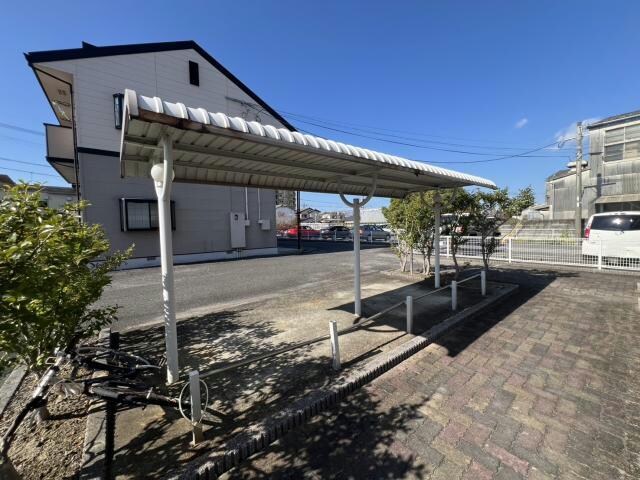 ロータスビレジ二番館の物件外観写真