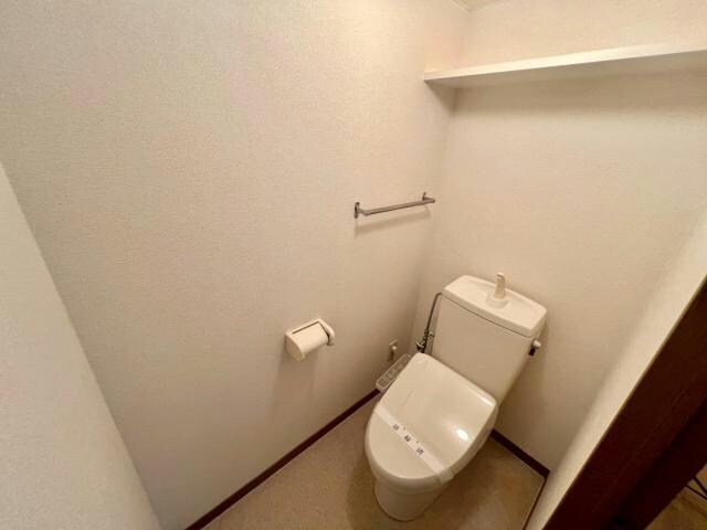 ロータスビレジ二番館の物件内観写真