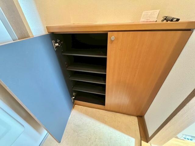 ロータスビレジ二番館の物件内観写真