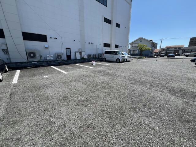 パトス鍋島の物件外観写真