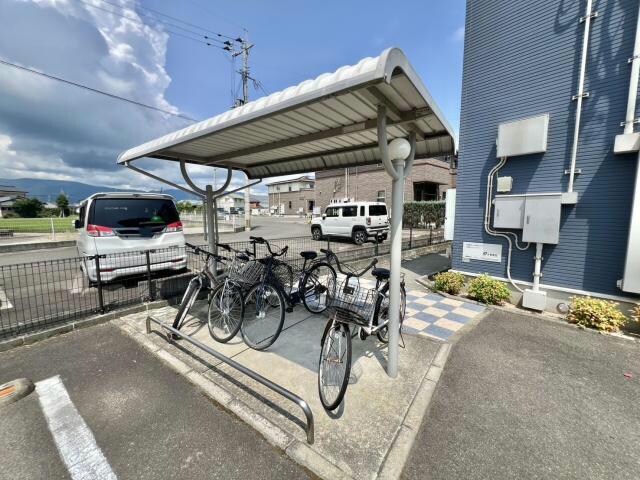 アヴァンツァートの物件外観写真