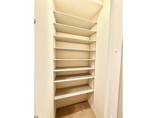 プリュスの物件内観写真