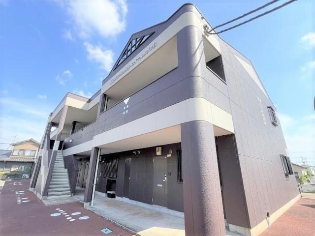 グランチェスタ・ロイヤルメゾンの物件外観写真