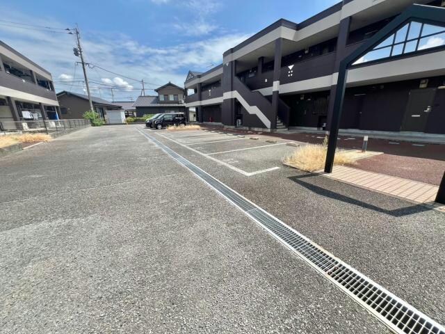 グランチェスタ・ロイヤルメゾンの物件外観写真