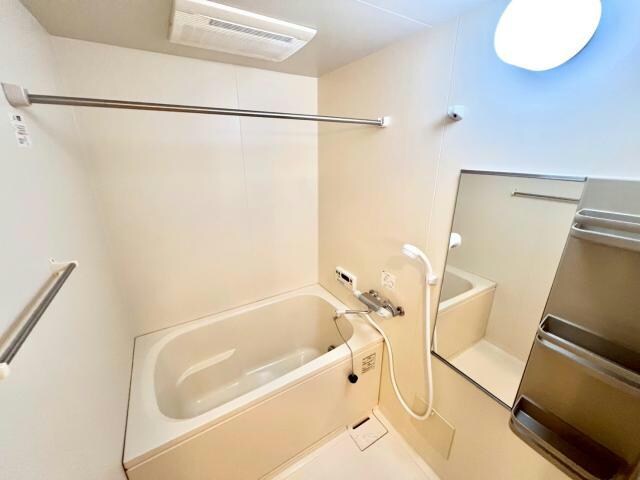 グランチェスタ・ロイヤルメゾンの物件内観写真