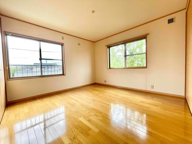 鬼丸貸家の物件内観写真