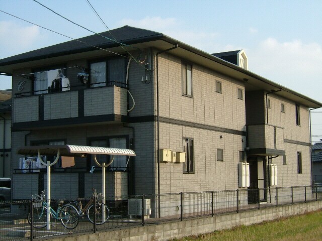 ネオコーポリラの物件外観写真