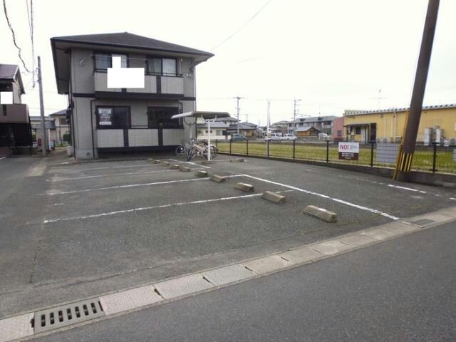 ネオコーポリラの物件外観写真