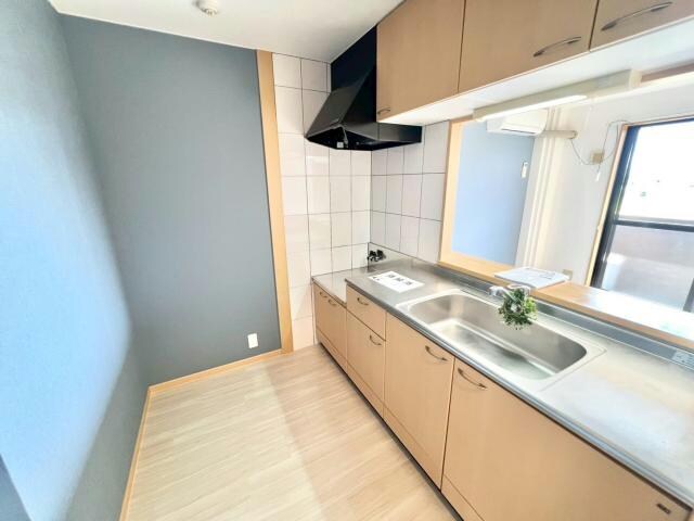 サンハウス上早3の物件内観写真