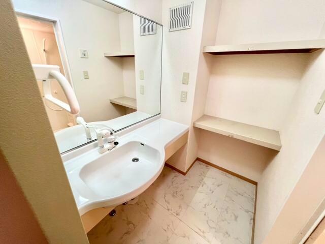 キャッスル・インＭの物件内観写真