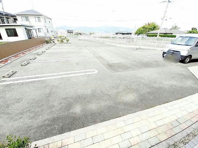 クランベリーハウスの物件外観写真