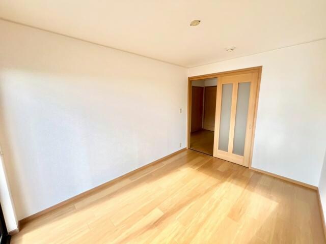 サンクレメントの物件内観写真