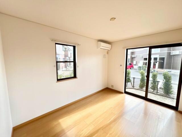 サンクレメントの物件内観写真