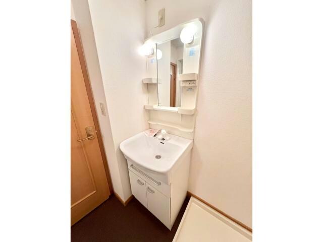 サンクレメントの物件内観写真