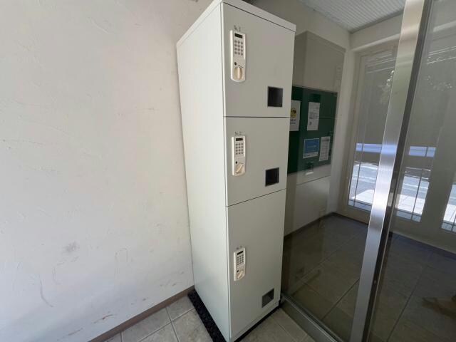 ファミール天神の物件外観写真