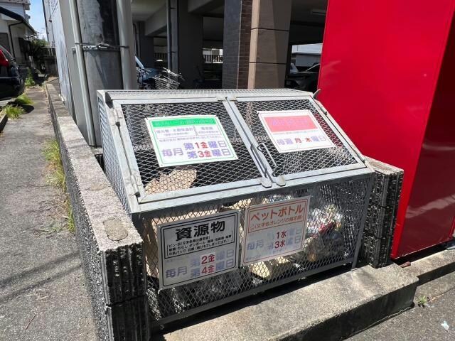 ファミール天神の物件外観写真